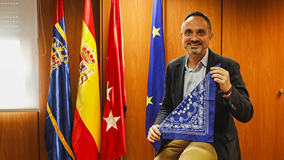 destacada ALCALDE PAÑUELO FUNDACION ALADINA