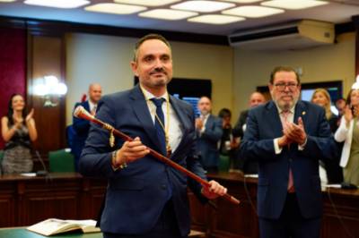 Manuel Bautista es investido como nuevo Alcalde de Móstoles (1)