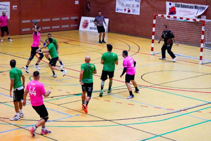 Móstoles celebró el XLVIII Campeonato Nacional de Balonmano Veteranos (1)