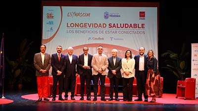 destacada Foro sobre Longevidad saludable junto al periodista Fernando Ónega (4) copia