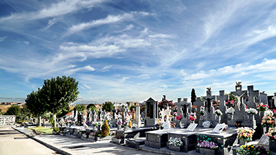 Cementerio Dia Todos los Santos destacada