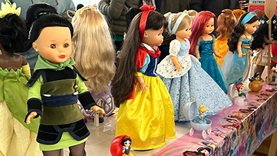 destacada Muñecas Nancy recaudan en Móstoles cerca de 2.700 euros