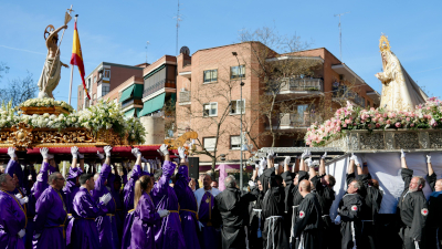 La Procesión del Encuentro pone el broche de oro a la Semana Santa ...