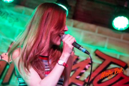 FOTO ARTE EN CORTO_LARA MOCA