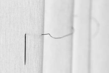 FOTO_hilando en blanco 1_EXPO BLANCO