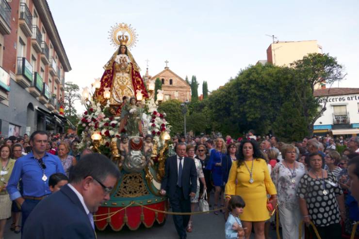 procesión en honor a la patrona de Móstoles 22