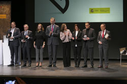 Alcaldesa recibe a SSMM Los Reyes