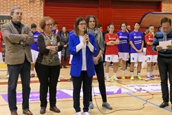 Noelia Posee asiste al encuentro del FSF Móstoles 1