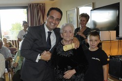 Alcalde visita SAR 10