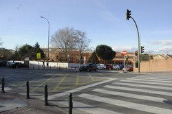 Cruce Semafórico calle Hermanos Grimm