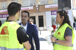 Mesa contra la esclerosis 007p