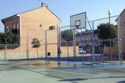 Pistas deportivas Calle Julio Verne 2