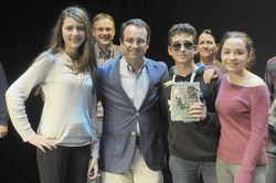 Acto clausura Teatro Institutos 9