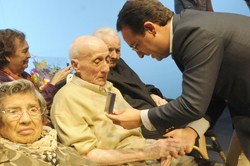 HOMENAJE MAYORES CENTENARIOS 2