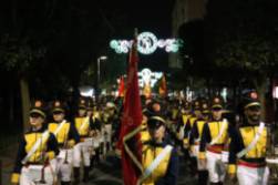 El Desfile de Farolillos ilumina las calles céntricas del municipio (1)