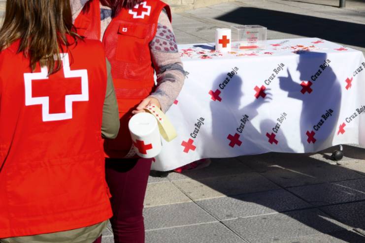 Banderita Cruz Roja 4