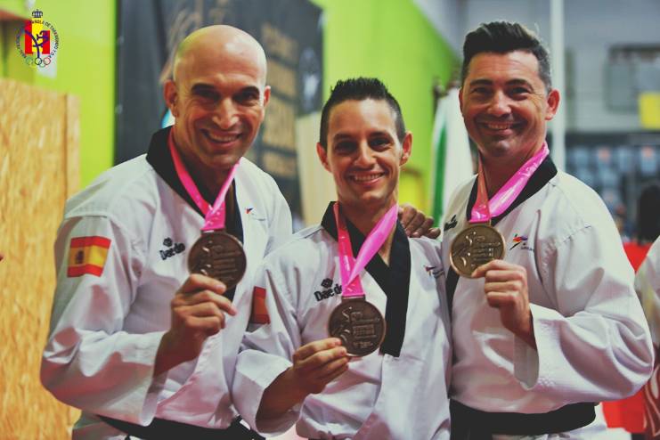 El mostoleño Ramón López, tercero en el Campeonato de Europa de Taekwondo (4)