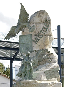 Monumento Andres Torrejón p