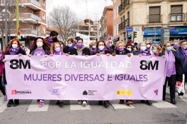 Marcha por la igualdad de derechos entre hombres y mujeres (1)