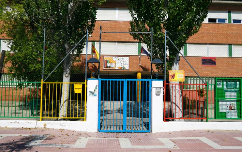 Colegio Benito Perez Galdos (2)