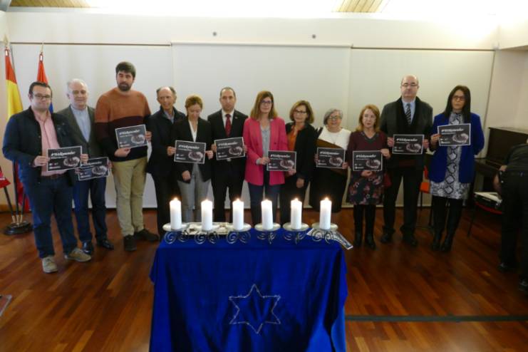 homenaje en a las víctimas del Holocausto 28