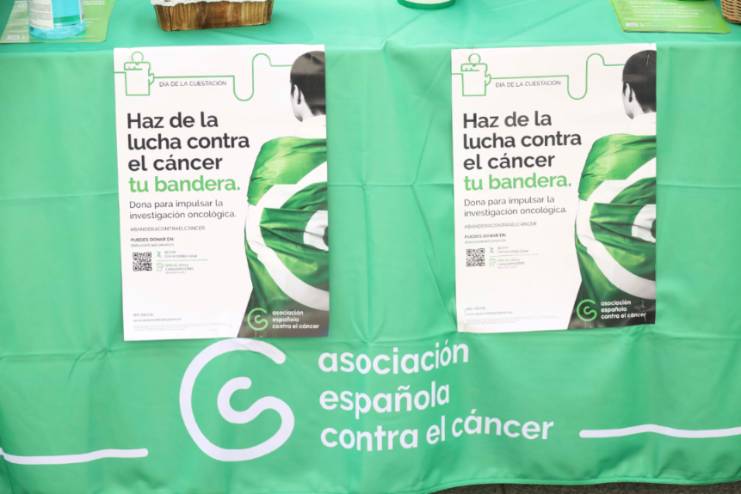 MESA AECC contra el cáncer (1)