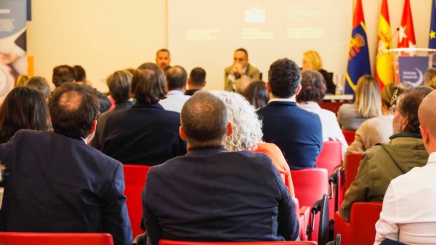 El alcalde de Móstoles participa en la presentación de proyectos MIEB (2)