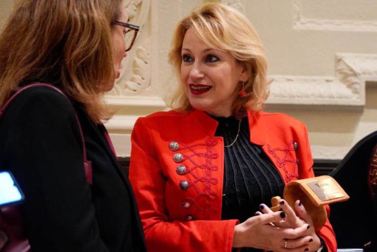 Premio a la Excelencia de la Economía Social Madrileña otorgado por ASALMA a Móstoles (2)