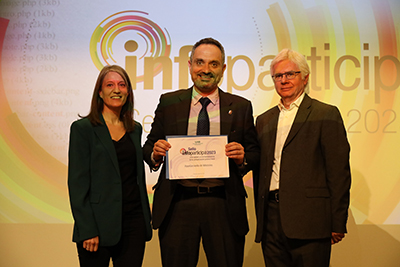 Destacada El alcalde recoge el Sello Infoparticipa