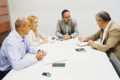 El Alcalde se reúne con el responsable de Emprendimiento de la URJC (1)