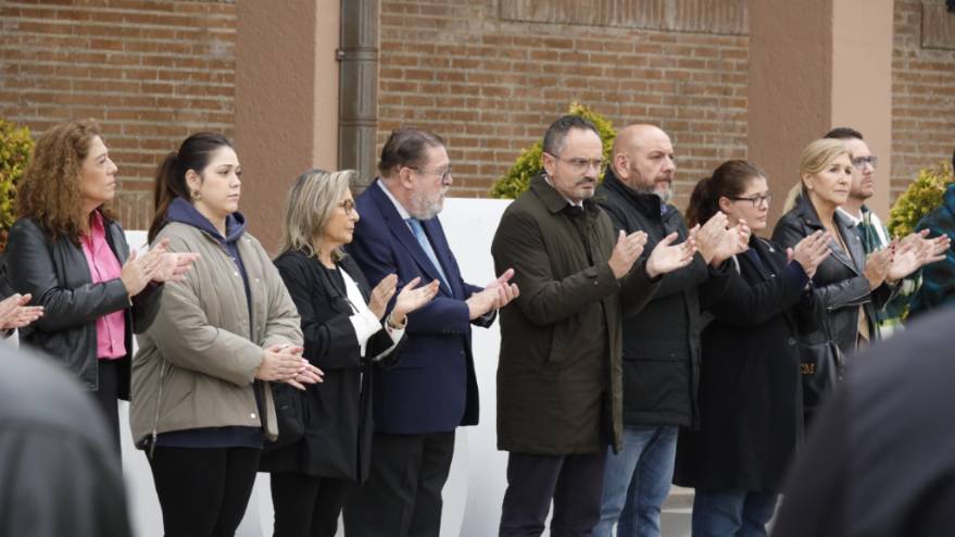 Minuto de silencio por las víctimas y afectados de la DANA (2)