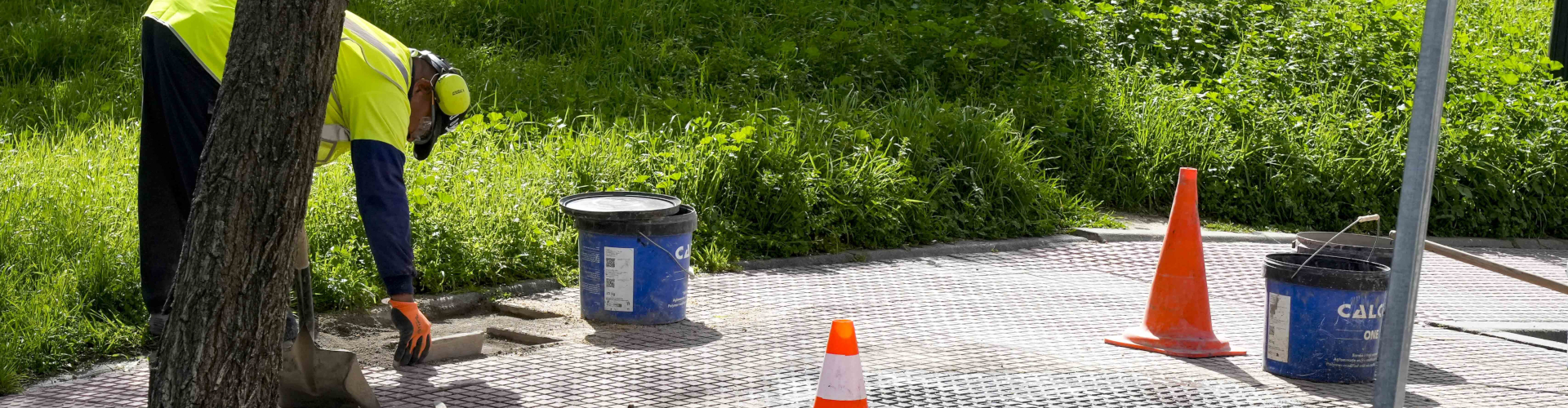 slider El Ayuntamiento de Móstoles intensifica las actuaciones de mantenimiento urbano en los barrios de la ciudad (4)