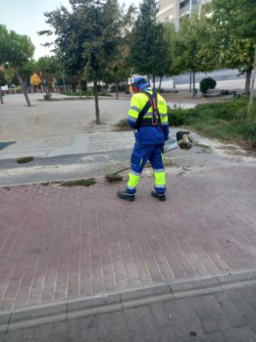 Refuerzo de la limpieza en el PAU-4 dentro del plan intensivo barrio a barrio (2)