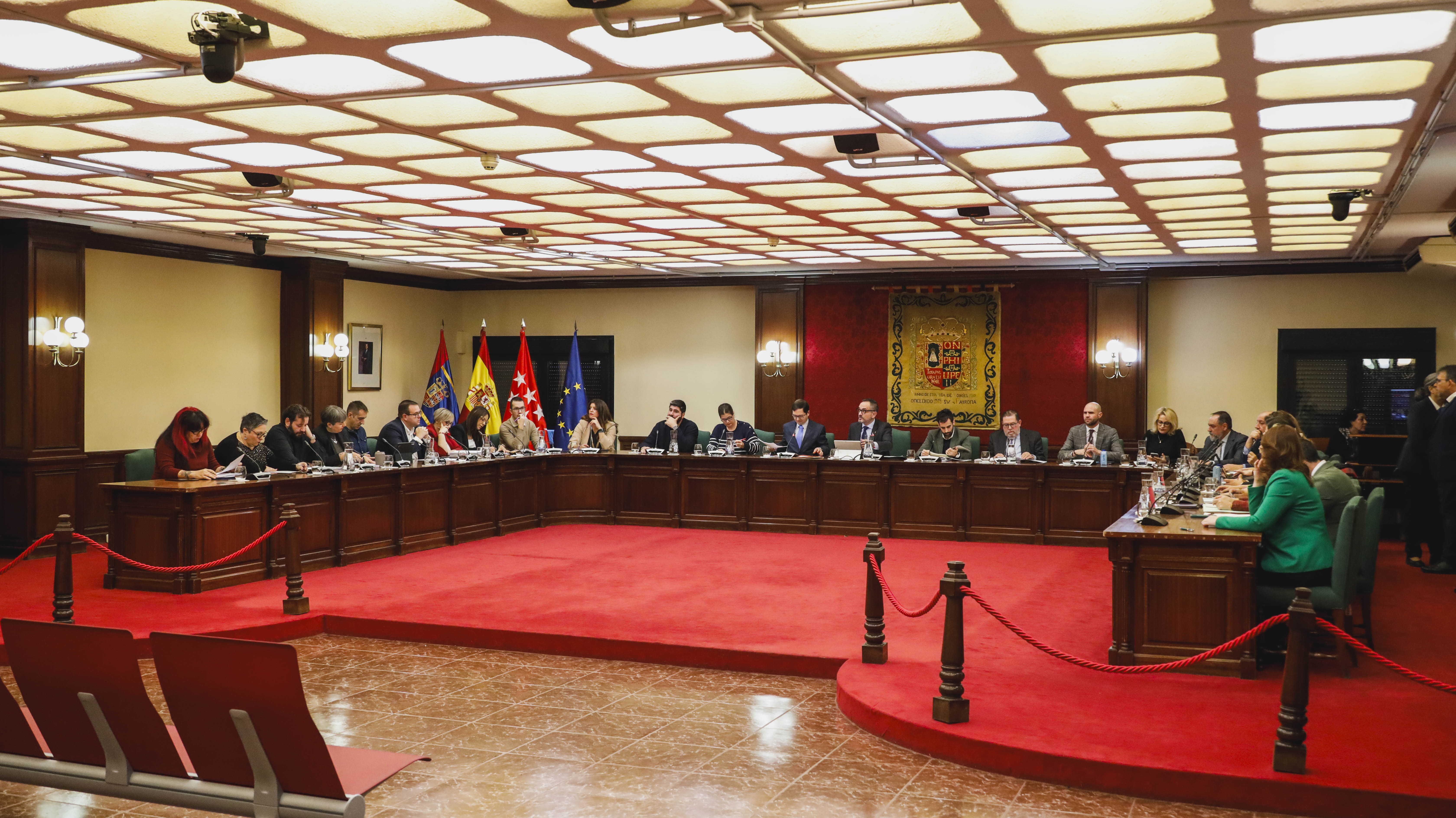 El Gobierno municipal aprueba en pleno los presupuestos municipales ...