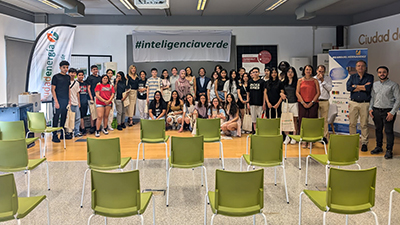 destacada El IES Miguel Hernández expone sus proyectos de robótica educativa en Master Battery