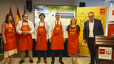 destacada Móstoles organiza el Mercado del Queso de Madrid y productos de cercanía en el Parque Finca Liana (3) copia
