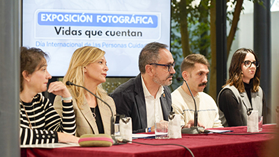 destacada Móstoles rinde homenaje a las personas cuidadoras (1) copia