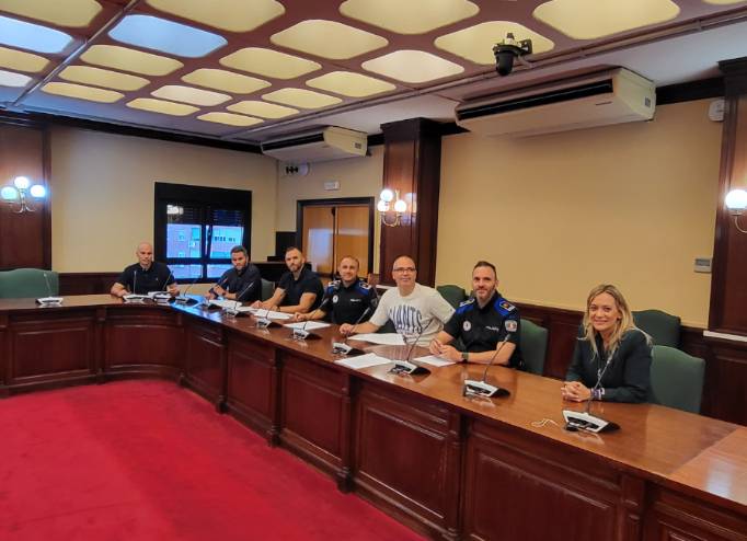 Nuevos oficiales y subinspectores de la Policía Municipal de Móstoles (1)