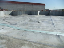 28 - SOLERA ZONA DE MANIOBRAS