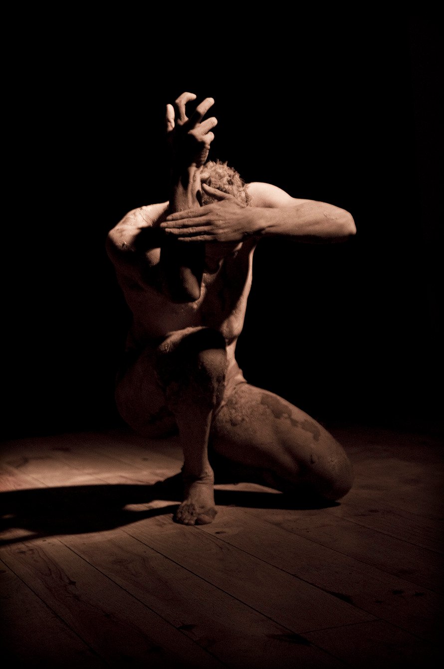 FOTO SATURNO DEVORANDO A SU HIJO_ARTE EN CORTO