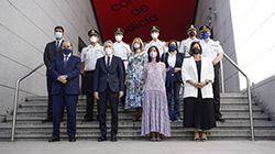 Entrega del primer DNI europeo expedido en EspañaP