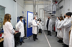 Visita a IMDEA Energía 2P