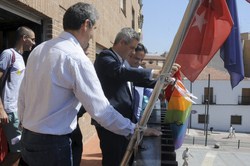 Celebrando Día del Orgullo LGTB 1