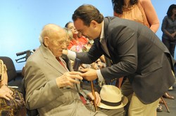 HOMENAJE MAYORES CENTENARIOS 7