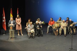 HOMENAJE MAYORES CENTENARIOS 13