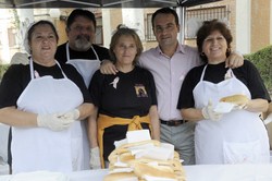 Merienda solidaria por CARITAS 2
