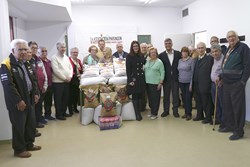 Entrega legumbres Asoc. Parkinson 1