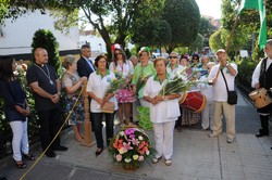 Ofrenda a la Virgen 8
