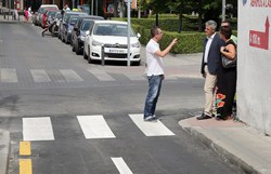 David y Noelia visita calles asfaltadas