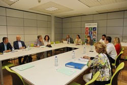 reunion_ciudad_accesible_001